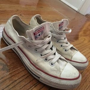 classic white converse low tops